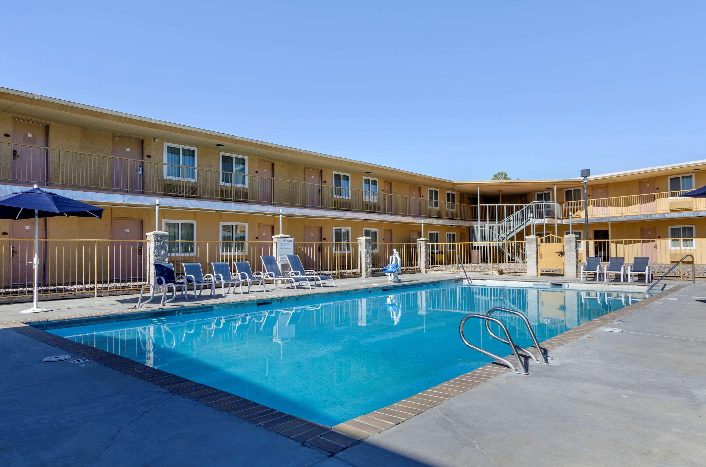 Comfort Suites Idaho Falls Exterior photo