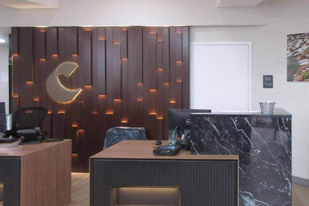 Comfort Suites Idaho Falls Interior photo