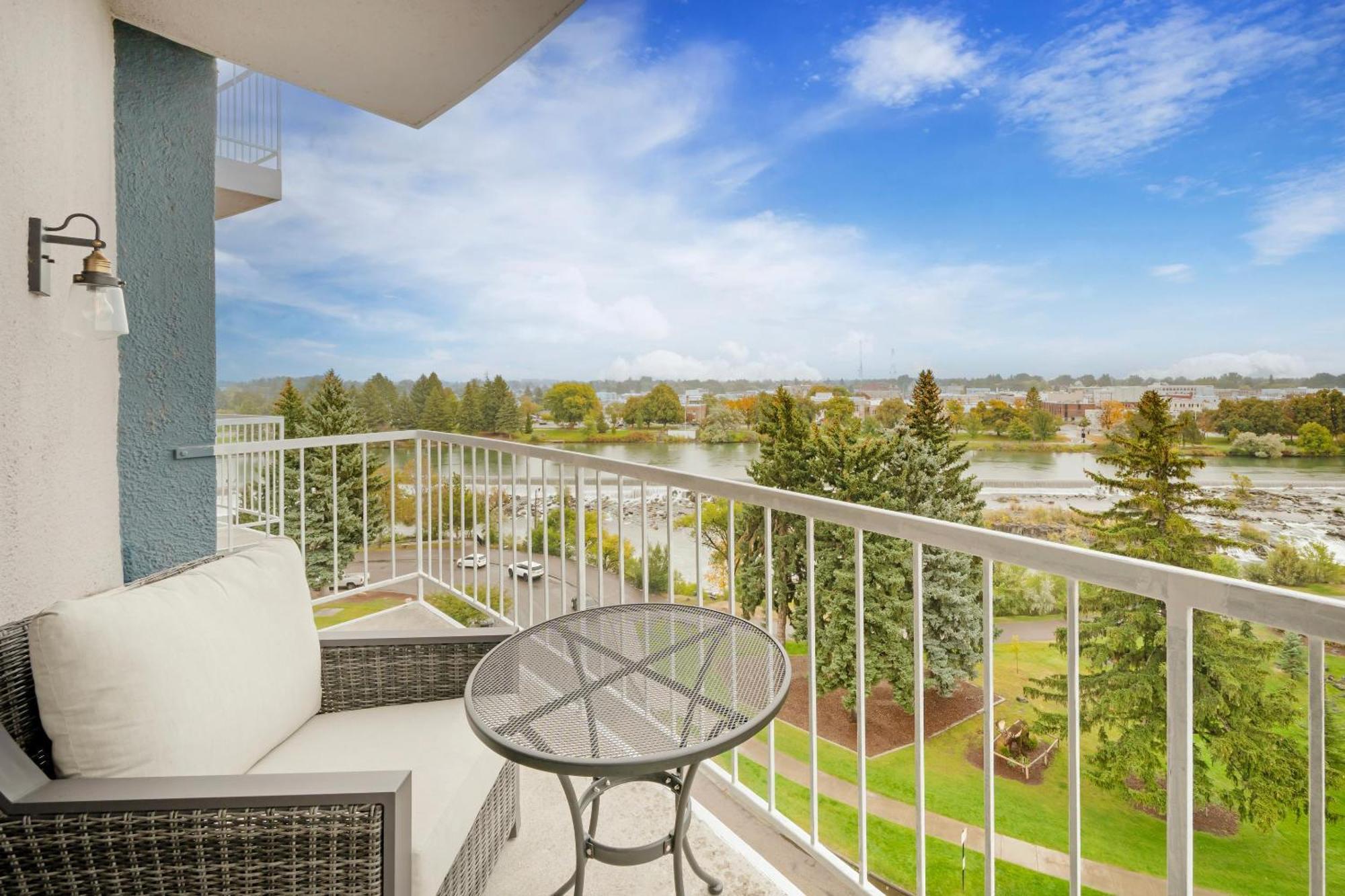 Comfort Suites Idaho Falls Exterior photo